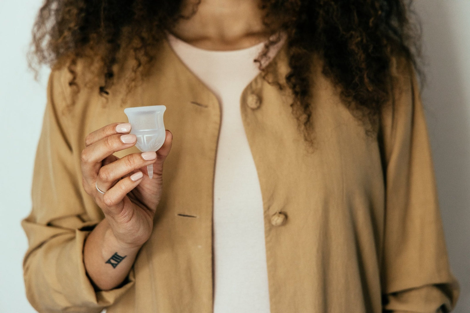 7 Best Menstrual Cups for Beginners in 2024 + Comparison Guide - VOXAPOD®